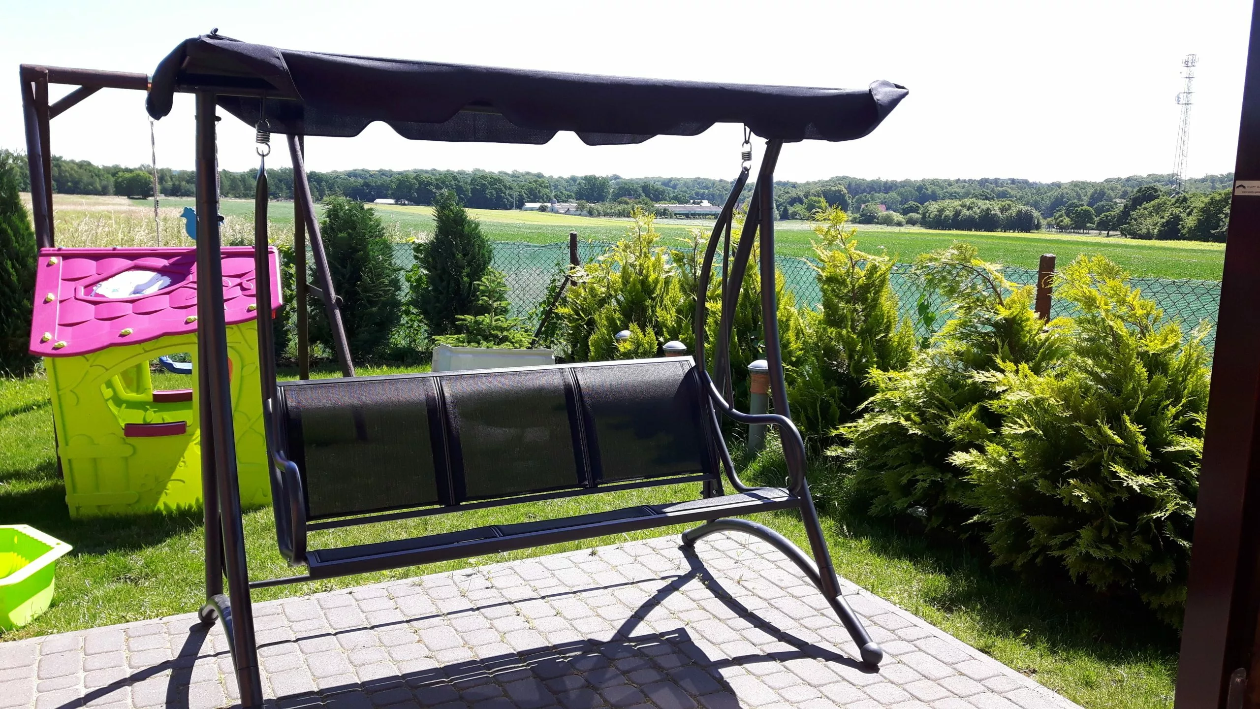 Beliani Schommelbank Zwart BOGART - Afbeelding 3