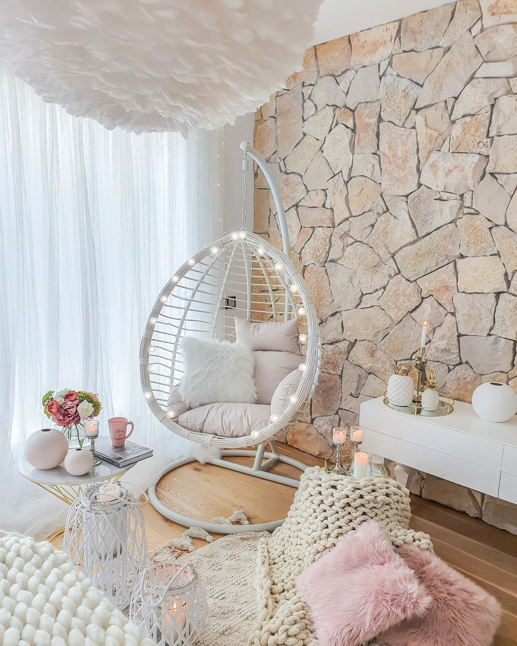 Beliani Hangstoel Met Standaard Rotan Wit FANO - Afbeelding 3