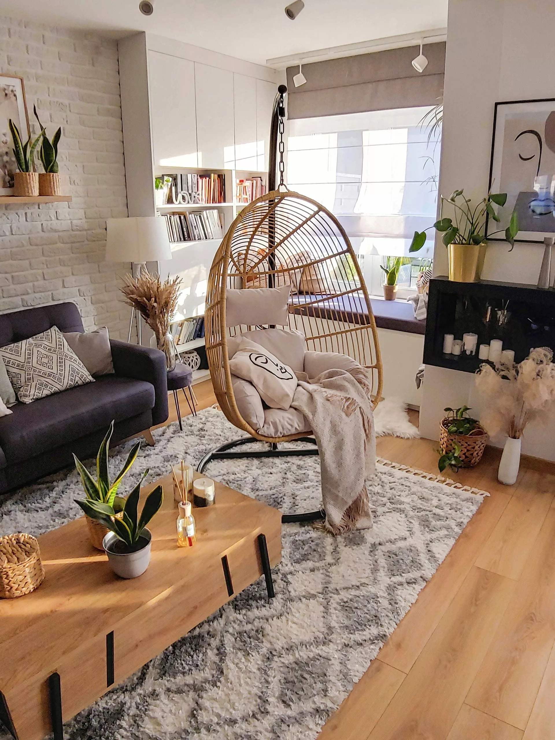 Beliani Hangstoel Met Standaard Rotan Natuurlijk/zwart CASOLI - Afbeelding 7