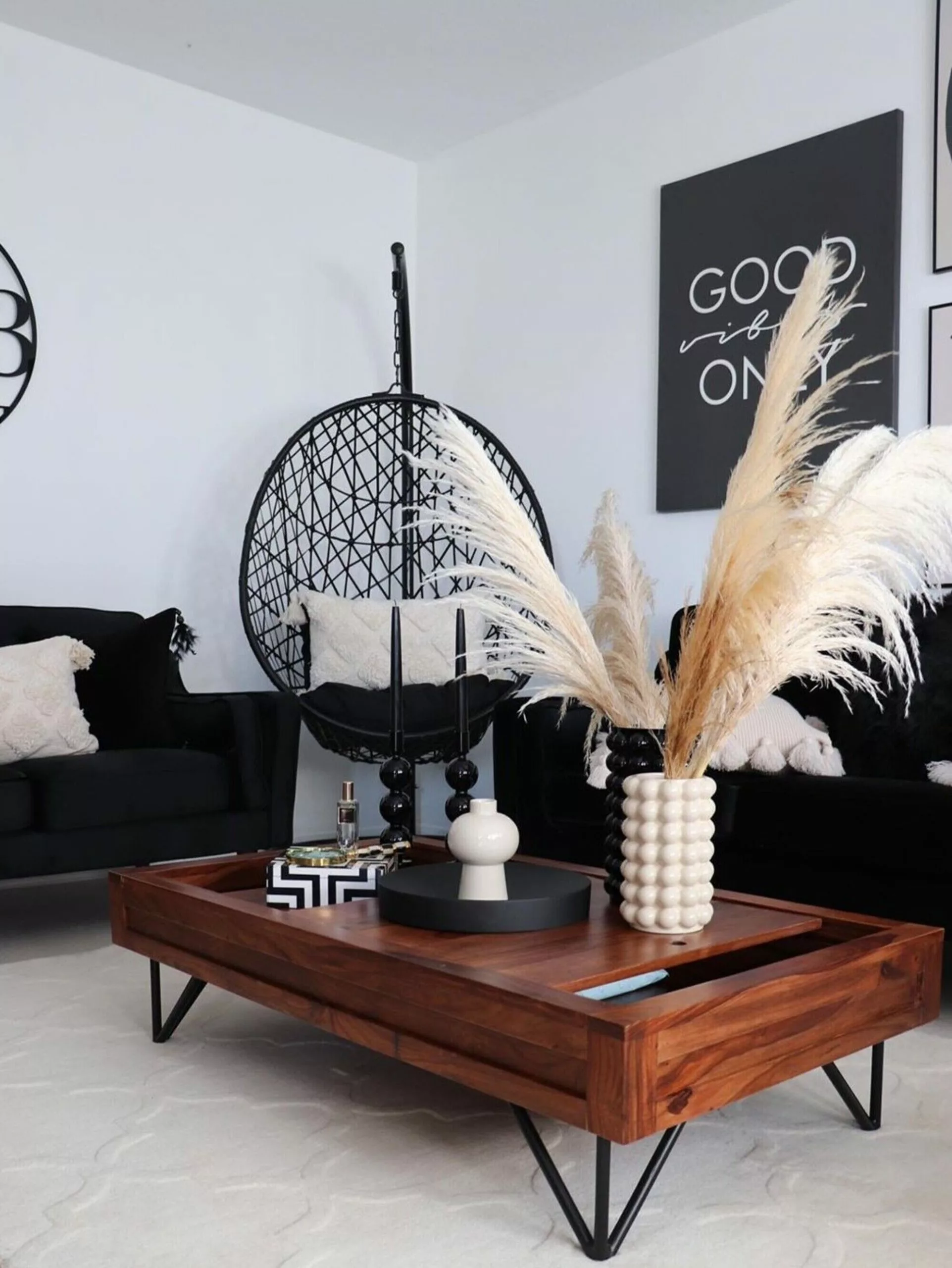 Beliani Hangstoel Met Standaard Rotan Zwart ALATRI - Afbeelding 4