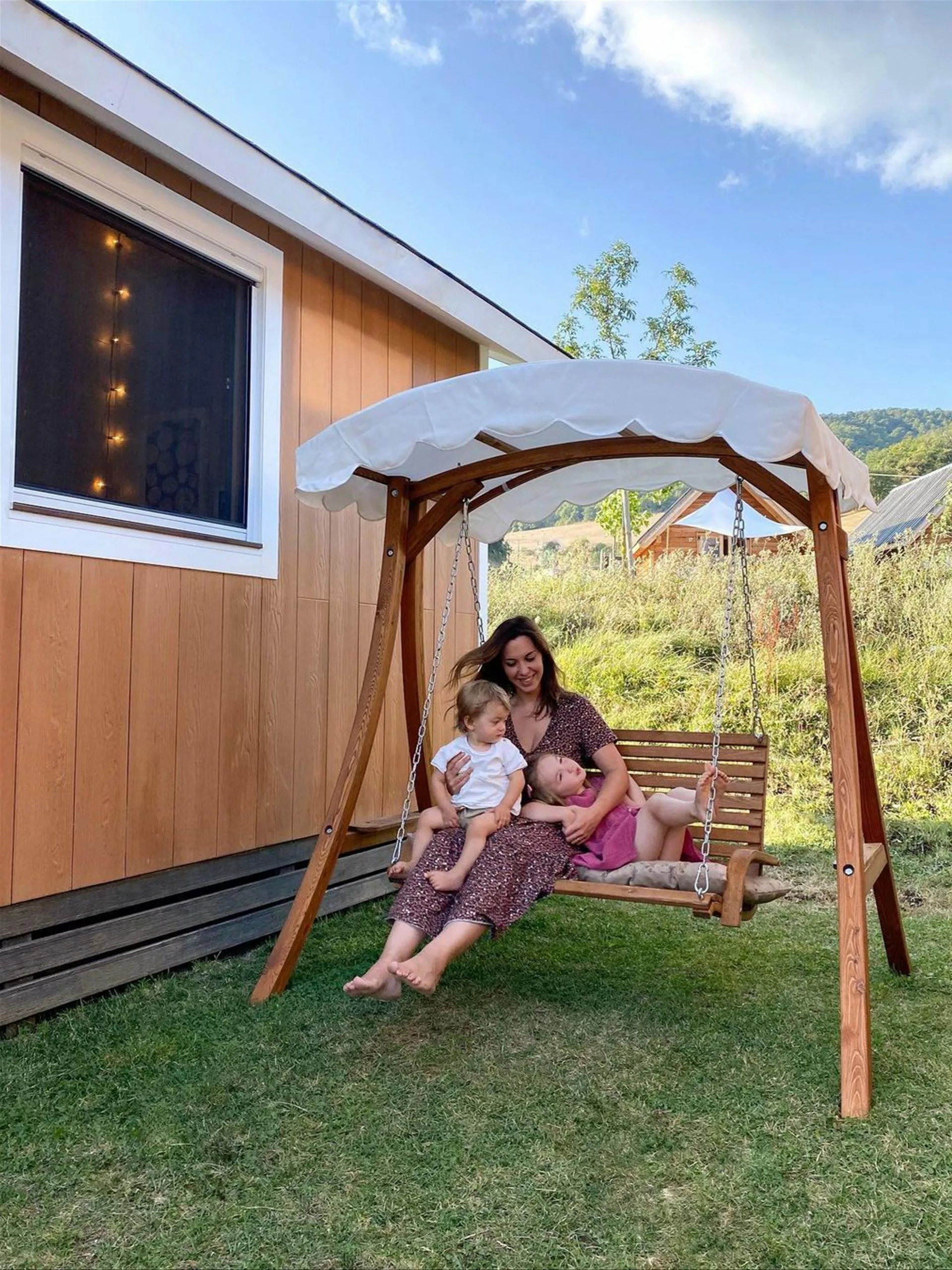 Beliani Schommelbank Beige ANDRIA - Afbeelding 9